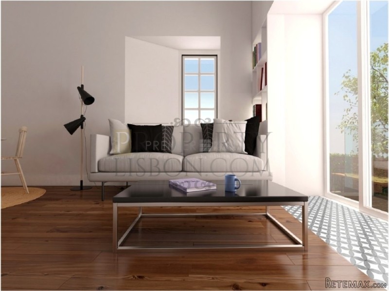 T2 Lisbon apartment with private..