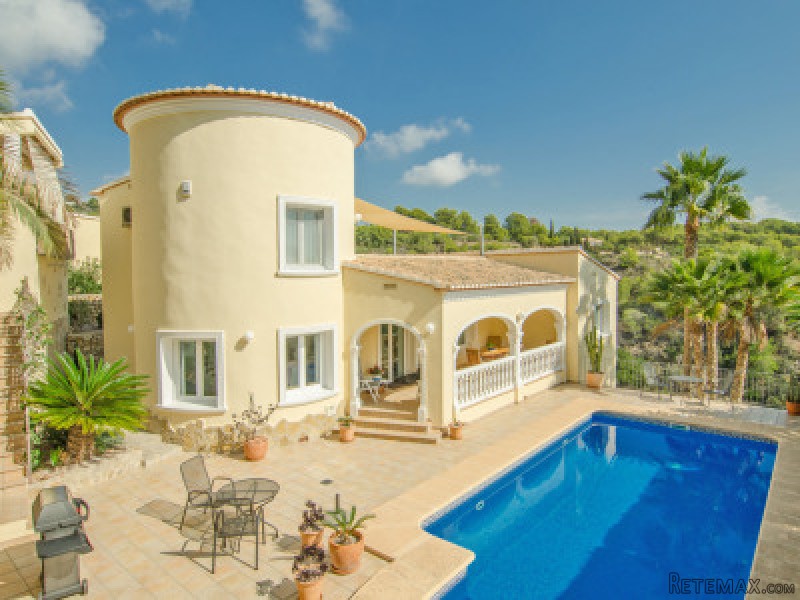 4 Bedrooms - Villa - Alicante - For Sale - 2