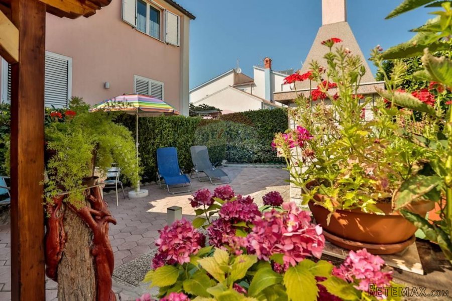 Istra,Štinjan,apartmanska kuća 400m od mora - 4