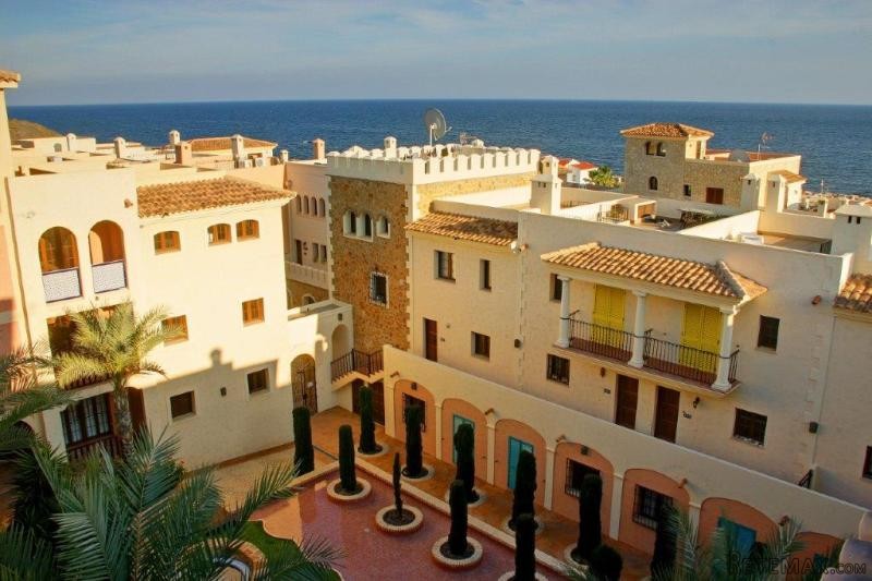 Ref.100767 . Apartment - Sales -.. - 2