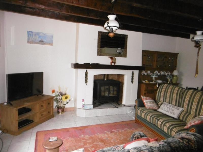 Nice Cottage with Large Outbuilding - 2
