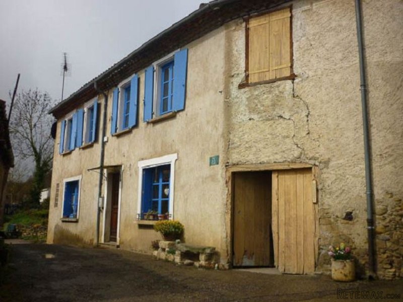 Village House With Non Attached Garden