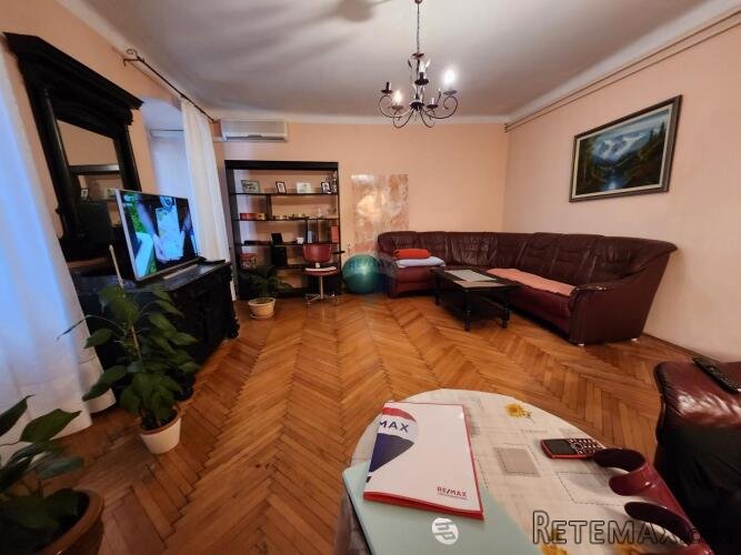 Rijeka, centar - stan od 110 m2