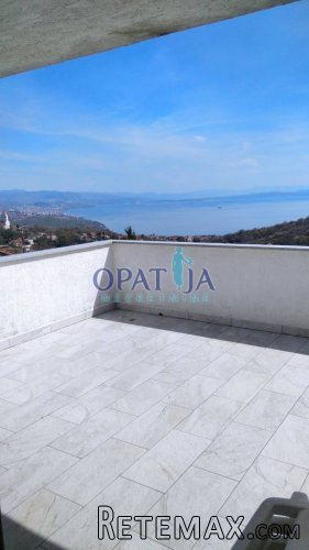 Matulji, Rukavac - prelijepa kuća s pogledom, terasama..