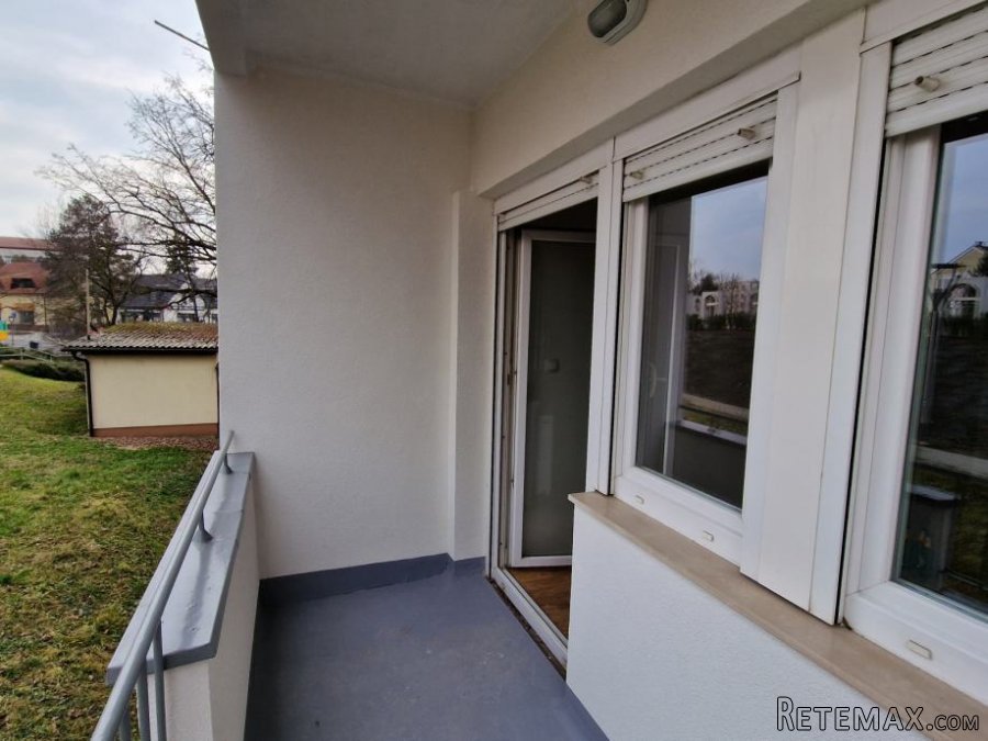 Novouređen stan, Zagreb (Sesvete-centar), 42.77 m2 - APN - 8