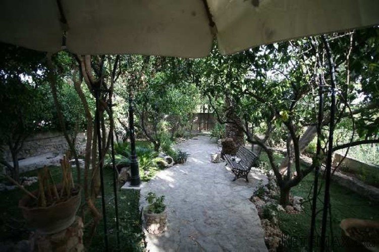 Two adjacent houses in the village of Campanet with great.. - 2