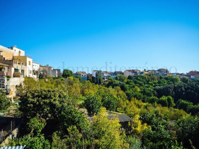 Townhouse to reform with garden & views in Campanet. The.. - 3