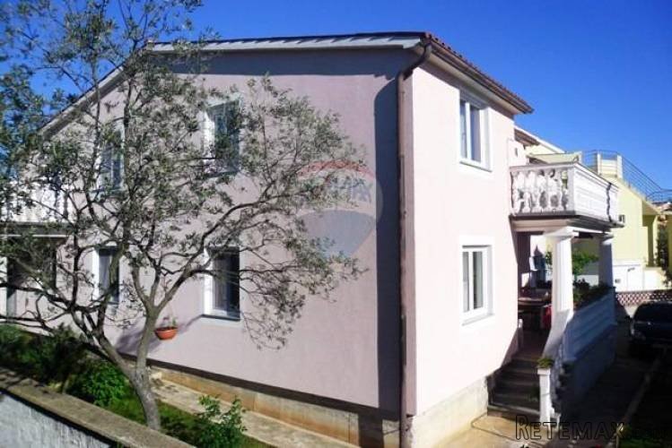 ISTRA, FAŽANA: KRASNA KATNICA 300 m OD MORA