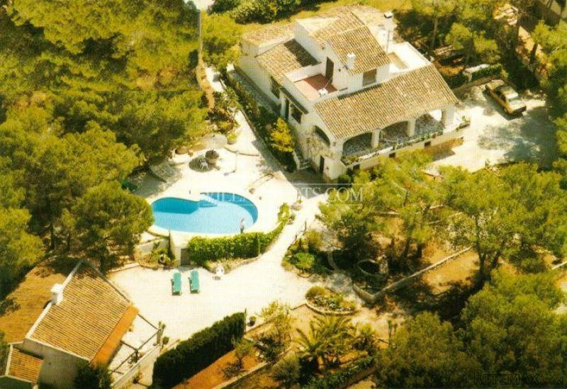 8 Bedroom Villa In Javea