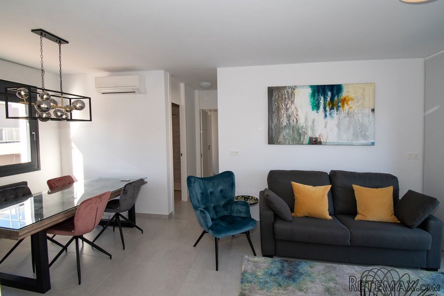 construido en 2014, 75 m2 de superficie habitable y 75 m2.. - 3