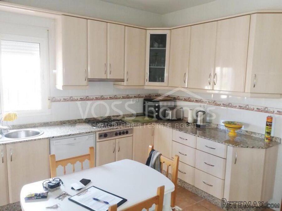 NEW LISTING TO VOSS HOMES - A spacious, 3 bed, 2 bath villa.. - 13