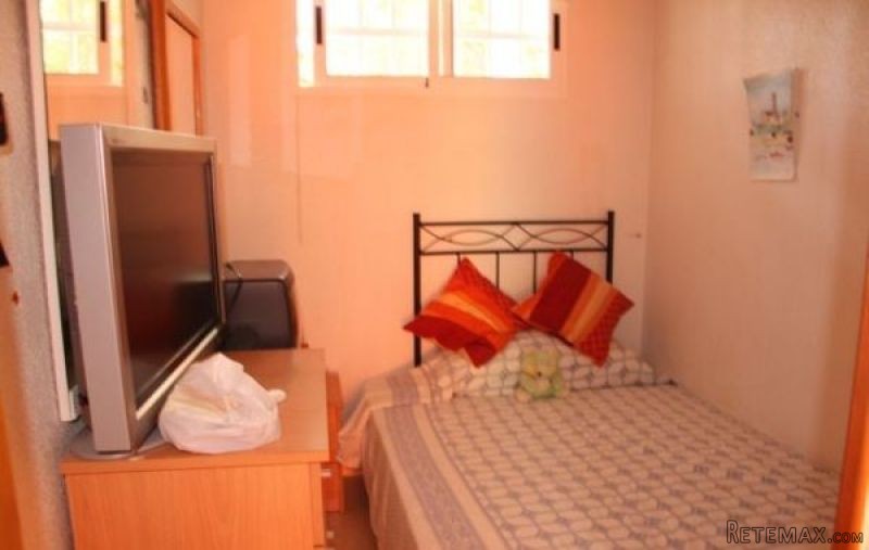 3 Bedrooms Apartment For Sale - 2