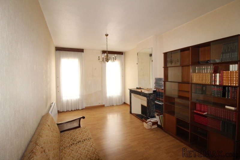 3 Bedrooms - Villa -..