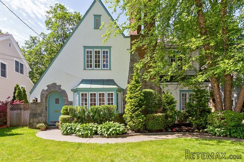 3 bedroom House For Sale: 26 Mount Joy.. - 2