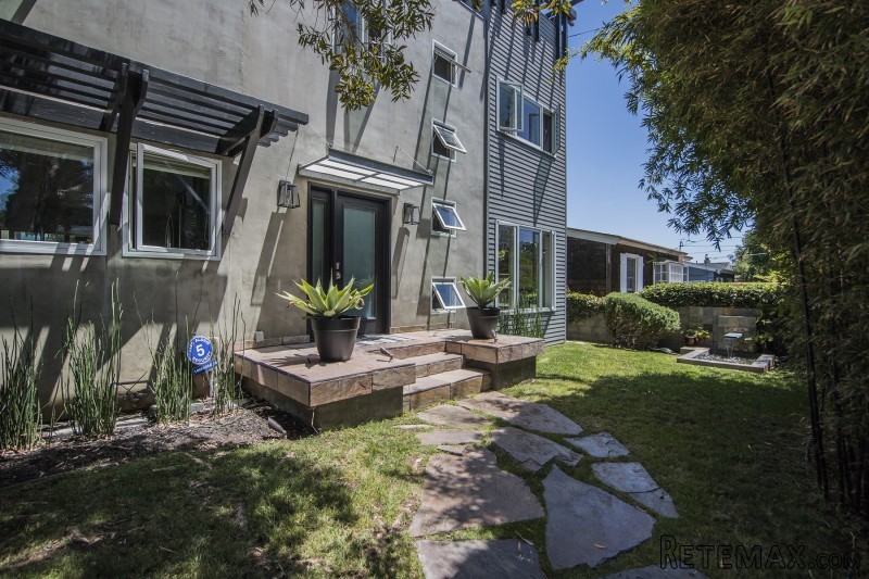 953 Temple Street - 2