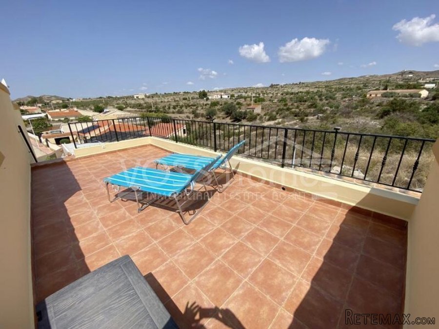 NEW & EXCLUSIVE TO VOSS HOMES - An immaculately presented.. - 15