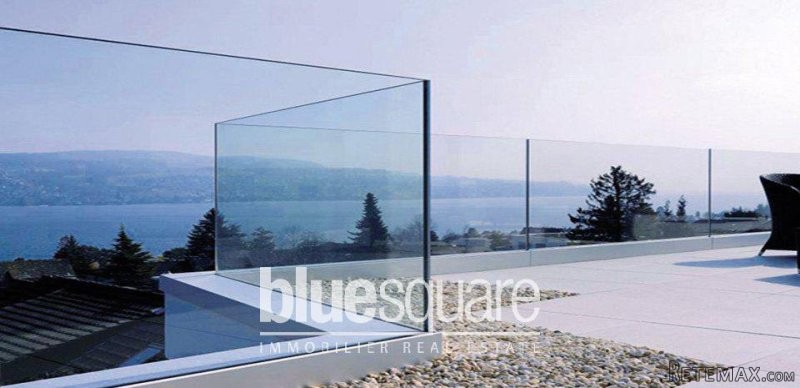 3 bed off plan with panoramic sea view..