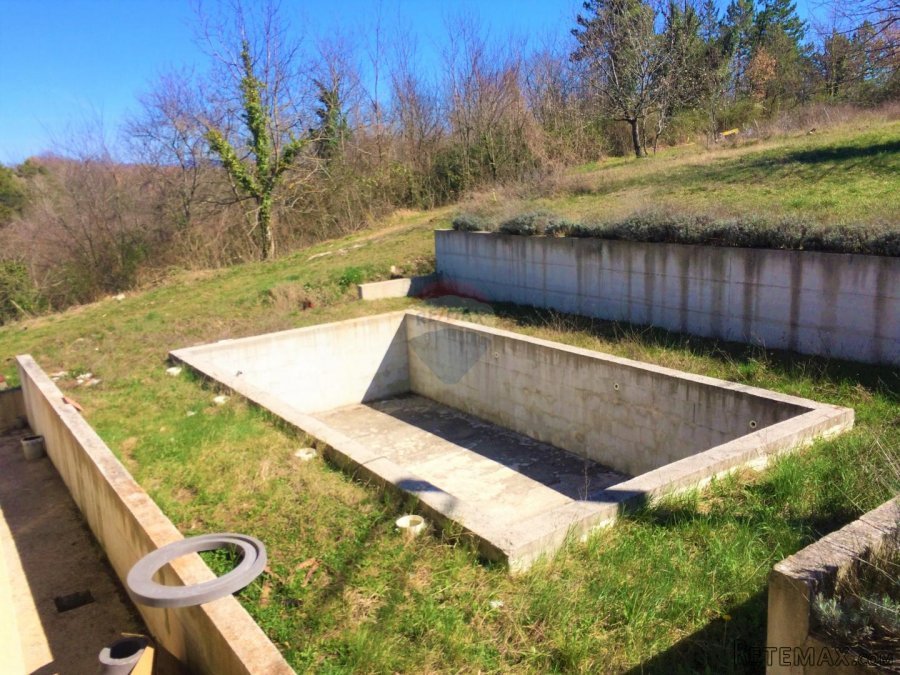 Istra, Pazin , kuća sa ugostiteljskim objektom - 8