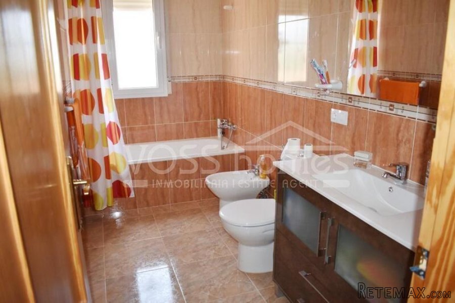 Huge two storey villa of 257m2 with 8m x 4m swimming pool.. - 19