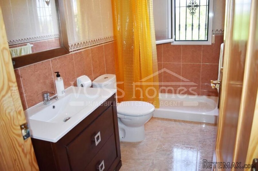 Huge two storey villa of 257m2 with 8m x 4m swimming pool.. - 20