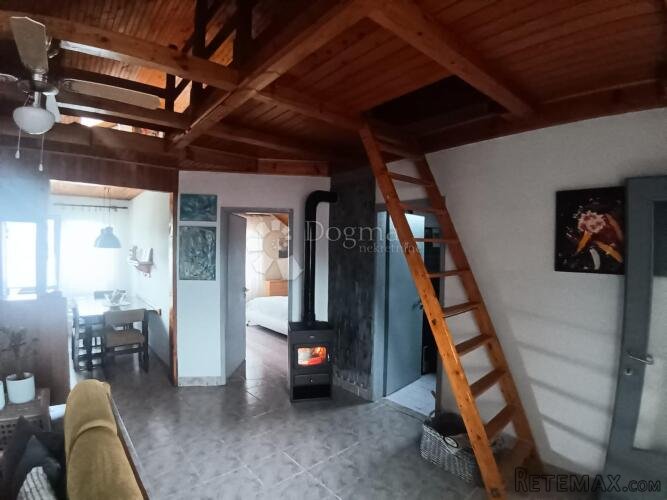 Kuća u Orahovici – 2 stana, garaža, podno grijanje - 2