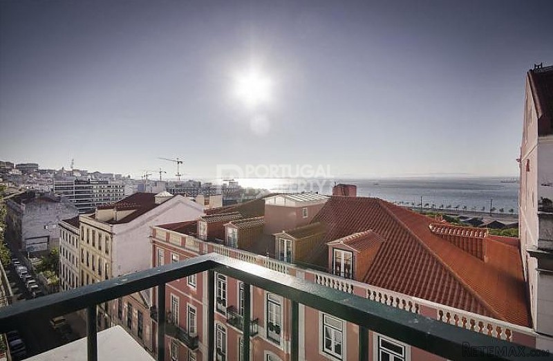 3 Bedroom Apartment With Amazing Views..