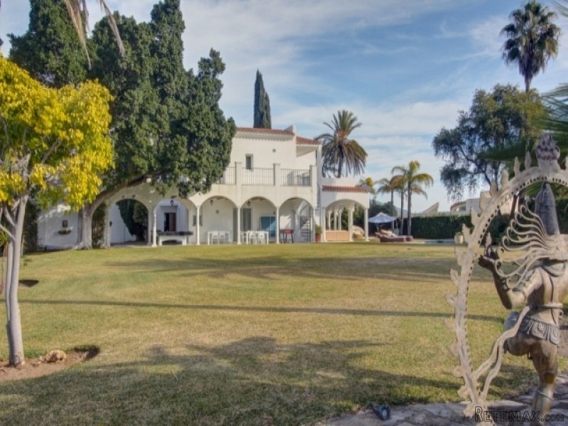 9 Bedroom Villa For Sale In Atalaya Rio.. - 2