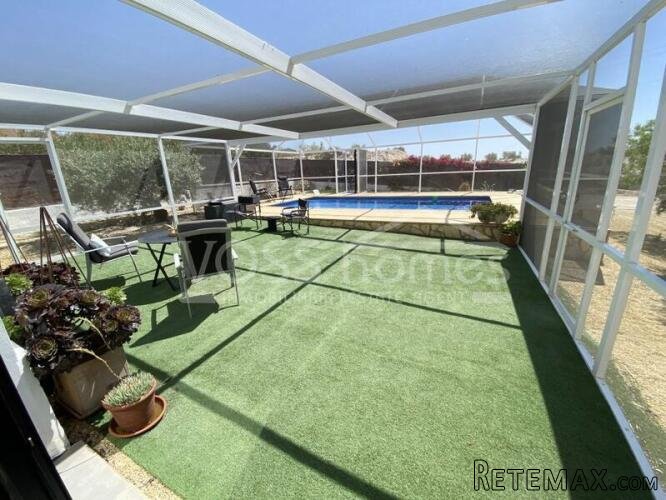 EXCLUSIVE TO VOSS HOMES - Very large 4 bed, 2 bath Country.. - 3