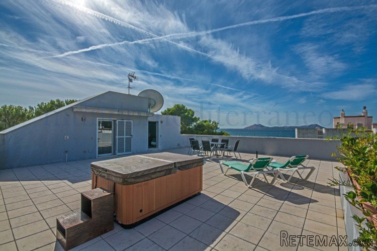 Luxurious second line penthouse with nice seaviews in the.. - 3