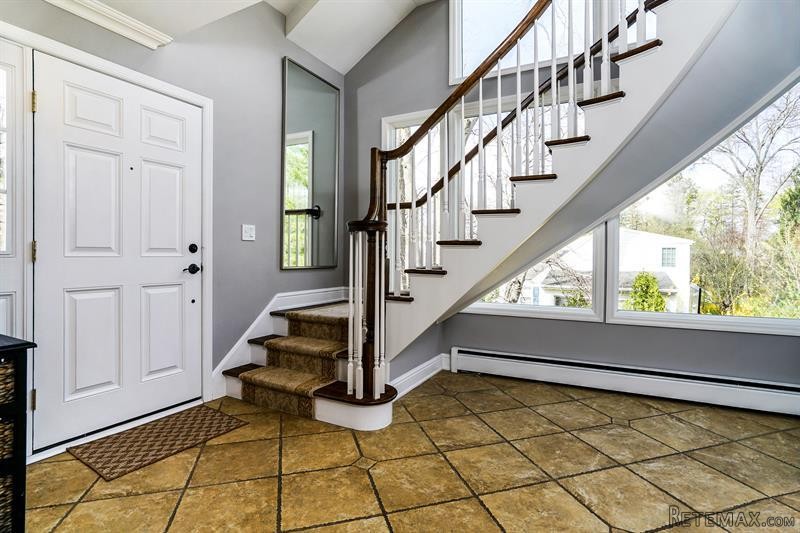 4 bedroom House For Sale: 131 Oakland.. - 2