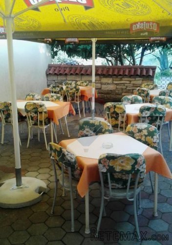 Istra, Buje, restoran s trosobnim stanom - prilika! - 4