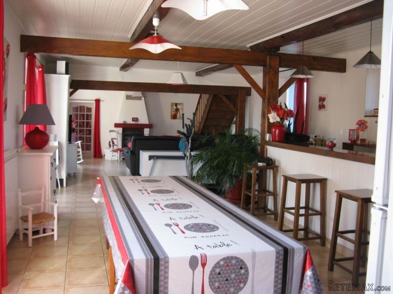 Villeneuve De Riviere - 2