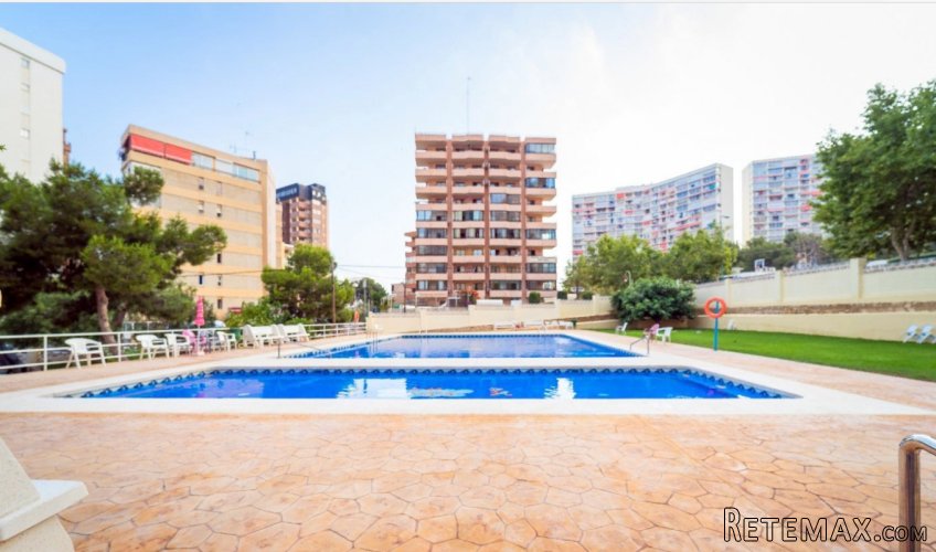 Apartment with panoramic view in the middle, near the sea..