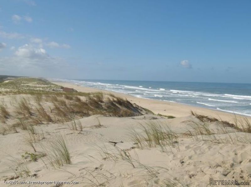 Building plots near the beach