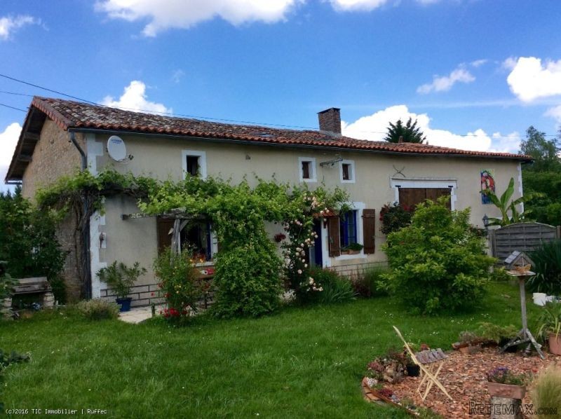 3 Bedroom Charming Old Stone House In..