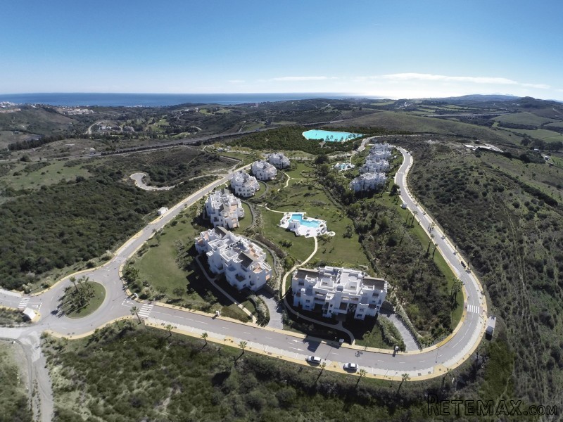3 bedroom property near Casares Back to..