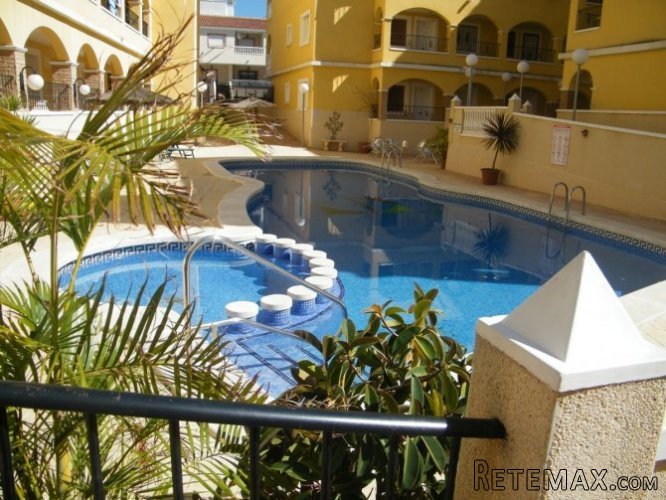 Attractive first floor corner apartment in the popular.. - 2