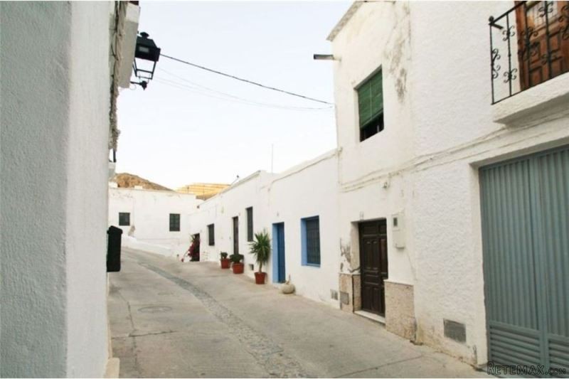 Town House / Village House in Nijar