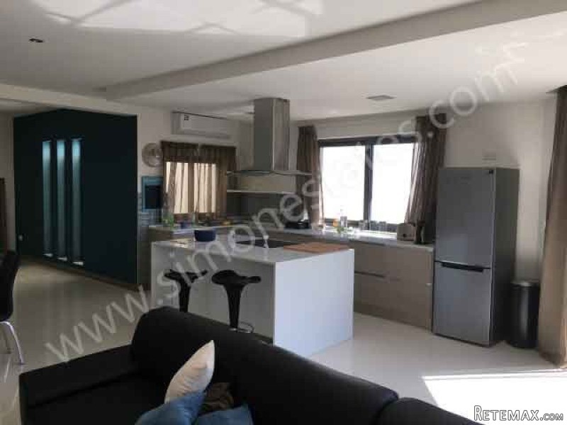 Flat, Luxurious Finish - 2