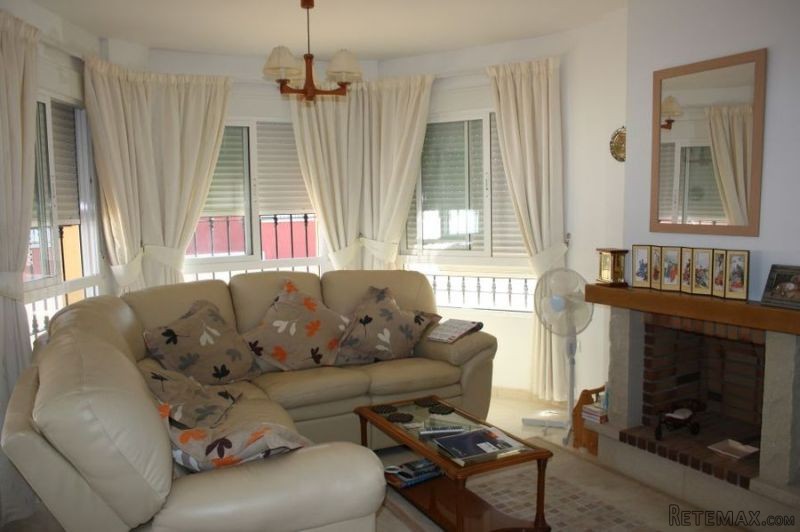 Villa for sale in El Algar - 2