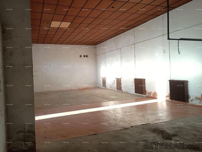 KRŠAN, Na prodaju –veliki poslovni prostor , 280 m² - 4