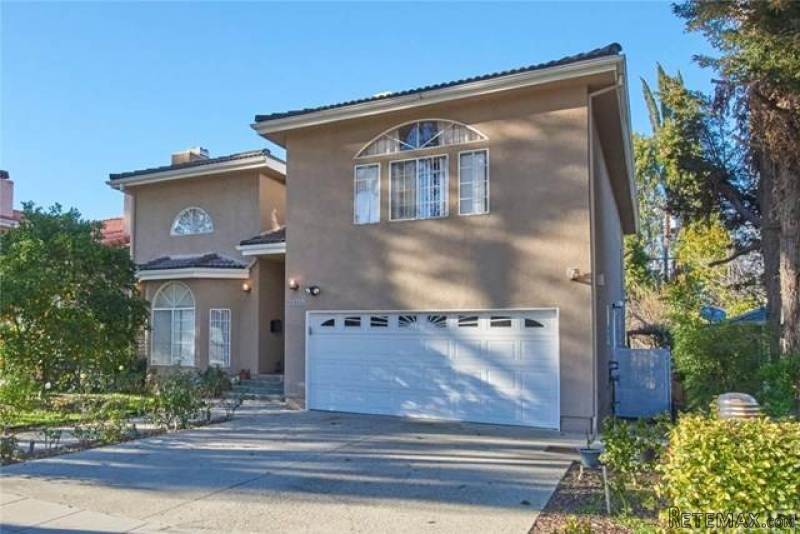 21319 Dumetz Road | Woodland Hills.. - 2