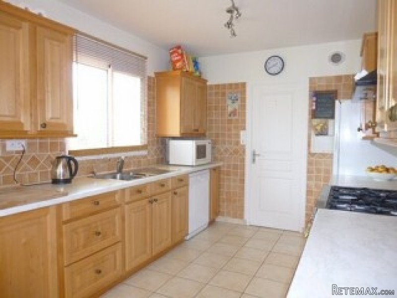 Beautiful detached 5 bedroomed house.. - 2