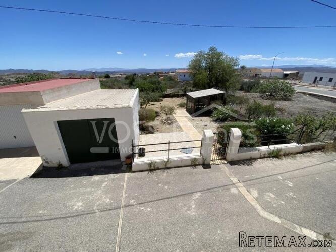 NEW & EXCLUSIVE TO VOSS HOMES - A Large bed & breakfast.. - 5