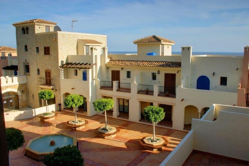 Ref.100766 . Apartment - Sales -..