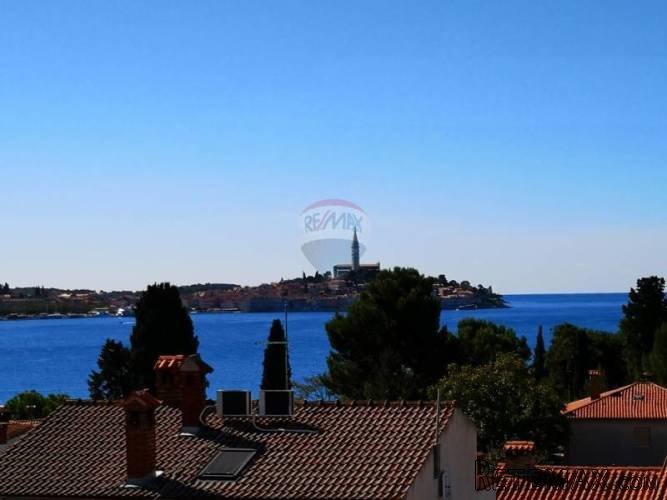 ISTRA,ROVINJ - PREDIVAN KOMFORAN PENTHOUSE S JOŠ LJEPŠIM...