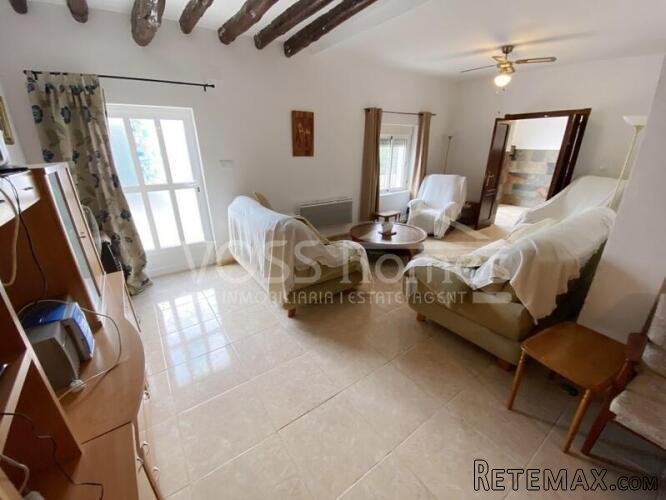 NEW & EXCLUSIVE TO VOSS HOMES - A Large bed & breakfast.. - 8
