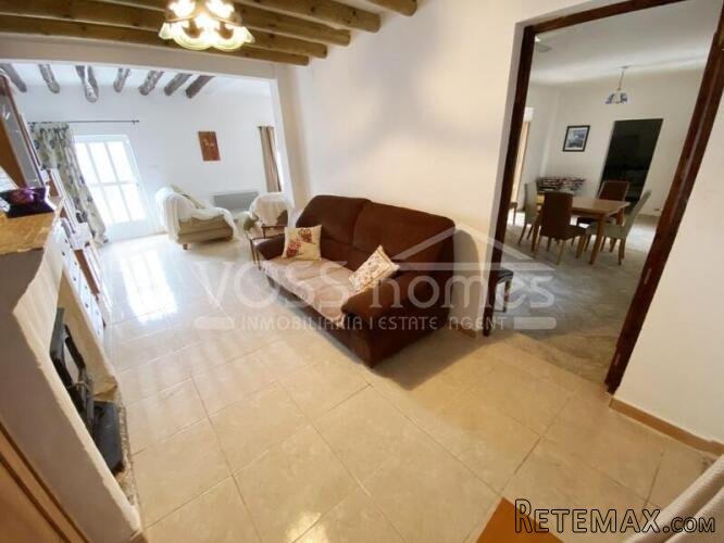 NEW & EXCLUSIVE TO VOSS HOMES - A Large bed & breakfast.. - 9
