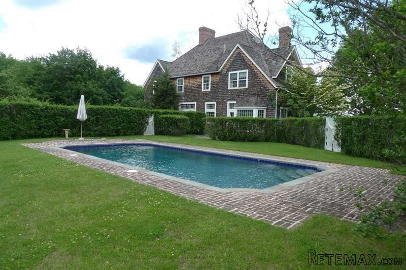3 bedroom House For Sale: 198 Attlebury.. - 2