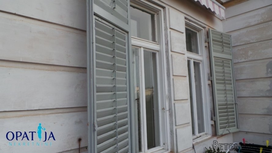 Opatija-gospodska etaža vile na atraktivnoj lokaciji 180 m2 - 2